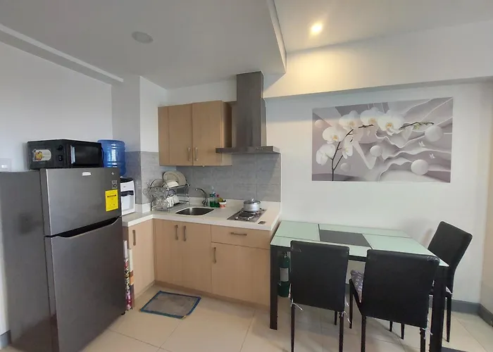 Apartamento Escape With Free One Night & Swimming Pool *